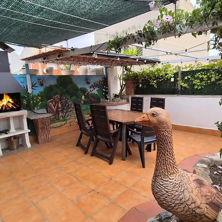 Apart-hotel Attic Terrace Bcn, Near Airport & Cruise Port Viladecáns