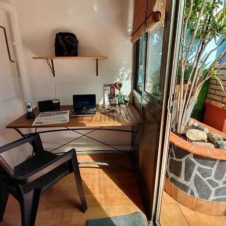 Attic Terrace Bcn, Near Airport & Cruise Port